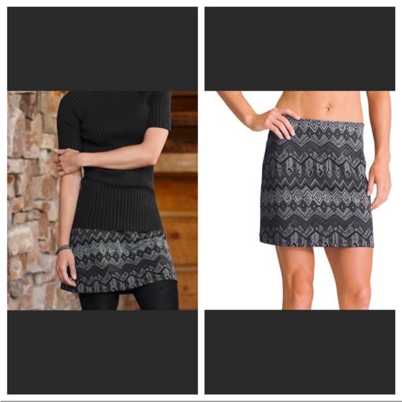 Athleta | Black Scuba Tech Fleece Lined Athletic Skirt - Picture 8 of 8